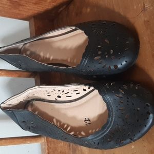 Mossimo Supply Co flats